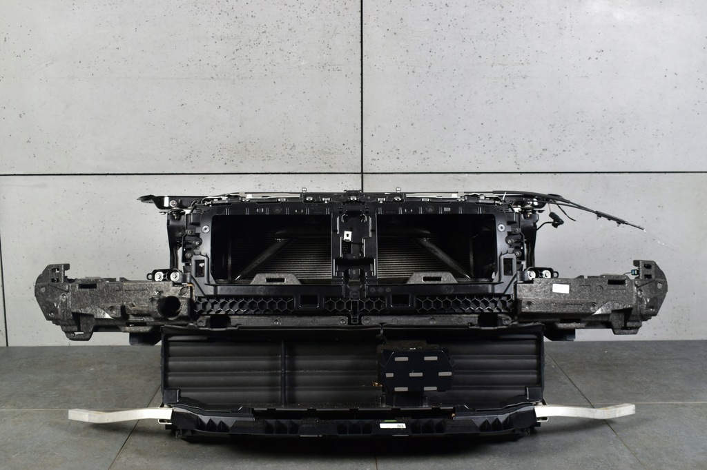 фото №1, Bmw i4 g26 edrive підсилювач передній pas передній радіатор радіатор радар