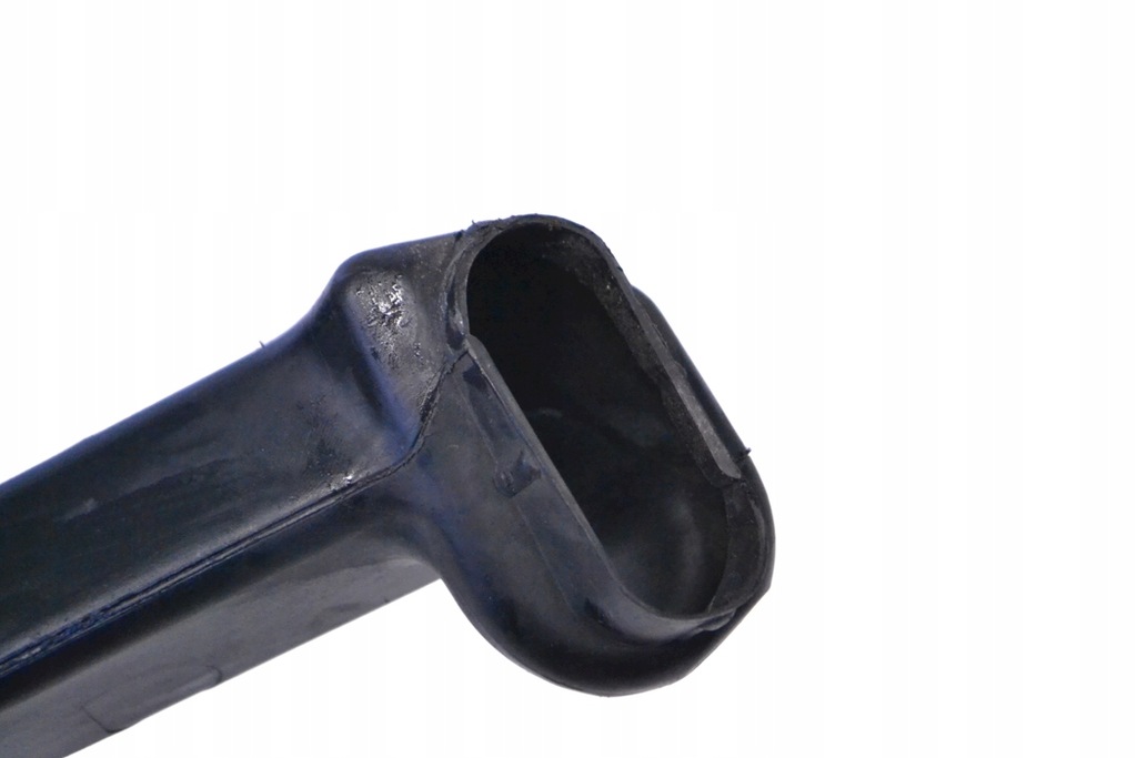 фото №3, Mercedes w251 r280 cdi 2006 rhd труба сливная защита двигателя