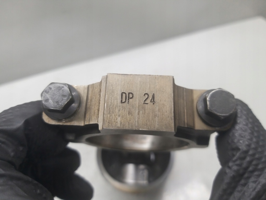 фото №11, Поршень шатун шатун дно d16aa 1.6 ddis sx4 s-cross vitara doblo 0792a 822