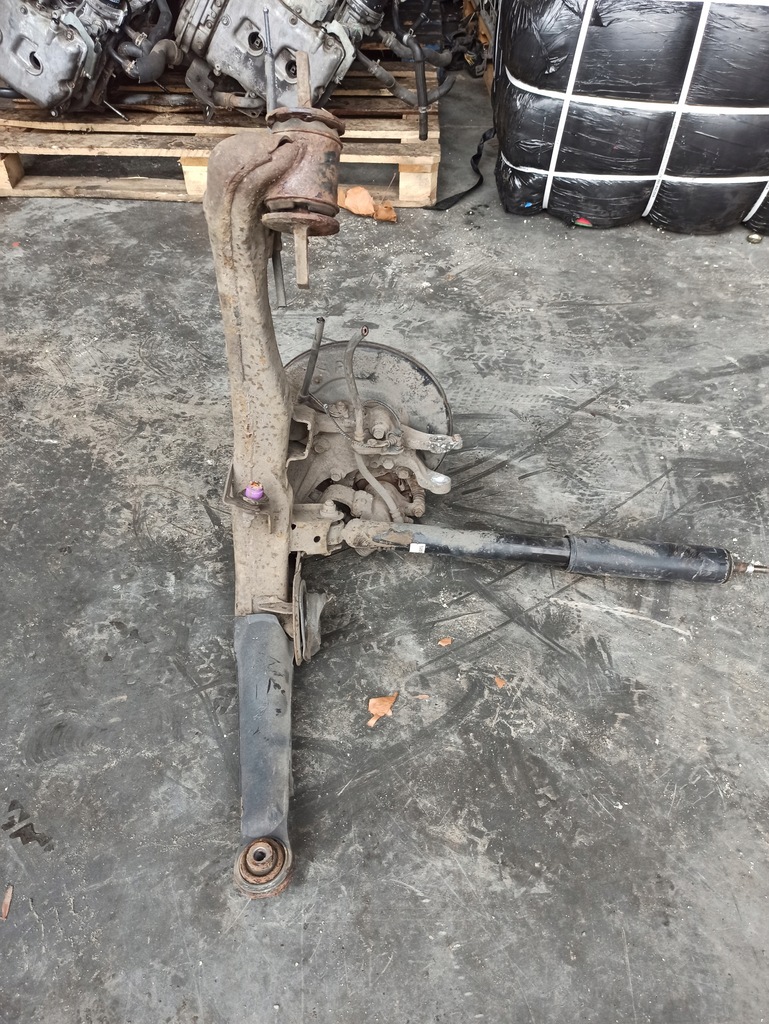 фото №7, Honda civic viii 1.3 b sd поворотный кулак рычаг правый задняя балка подвеска oś