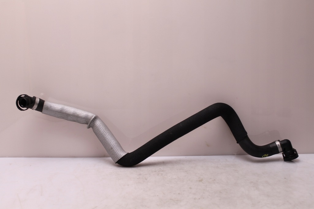 фото №2, Audi r8 ii 16r- 5.2 v10 трубка wąż шланг wody