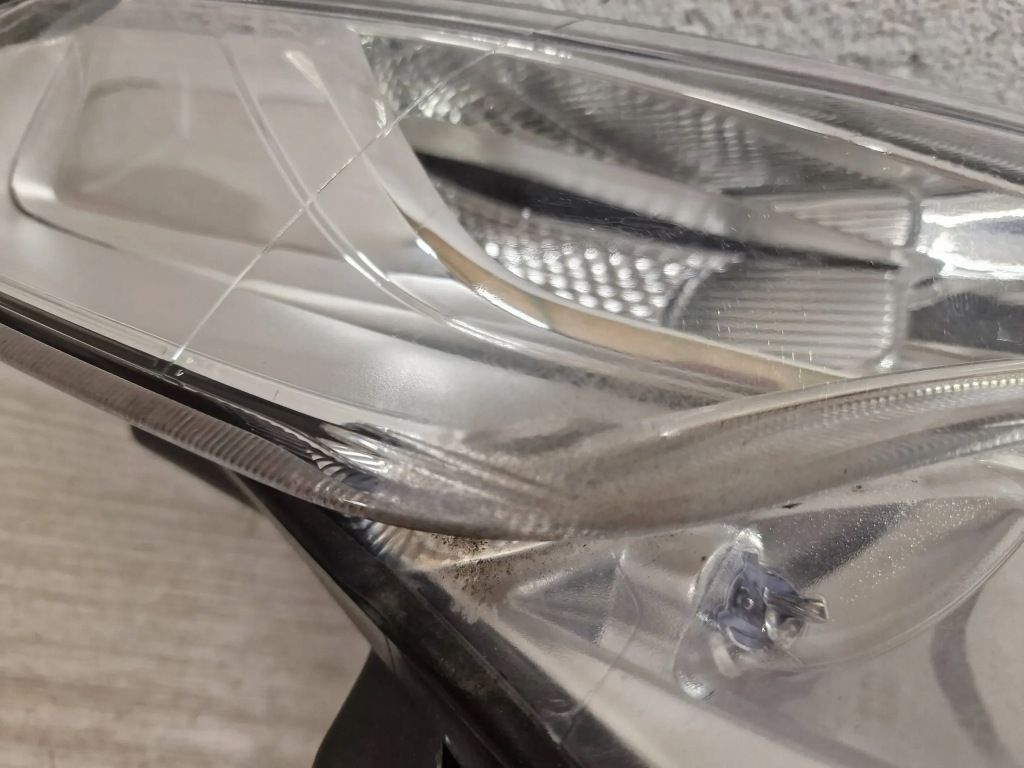 фото №3, Лампа права фара citroen c1 14-