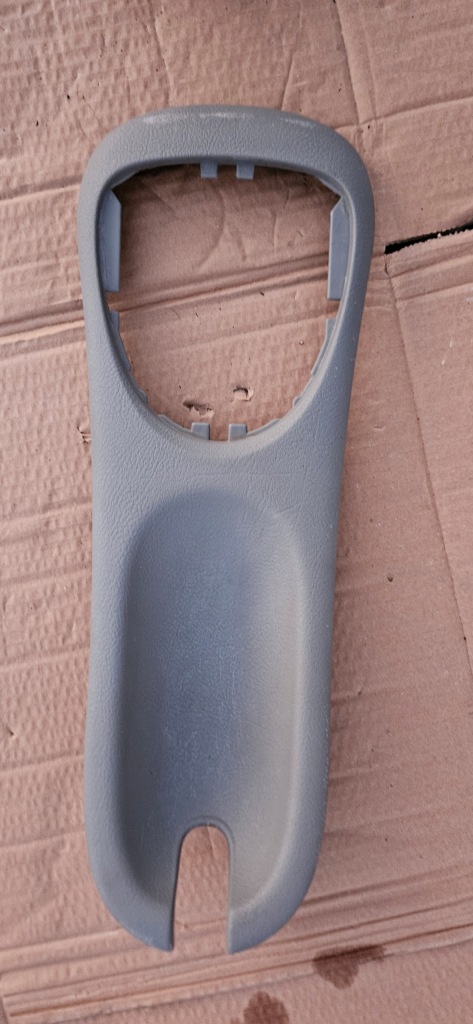 фото №1, Рамка захист перемикання передач renault megane scenic i 7700846265 / 7700841260f