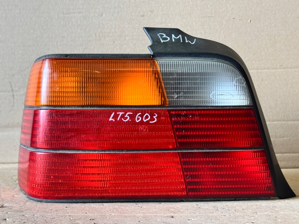Купити Лампа ліва задня лівий задній bmw 3 e36 1387045 195003