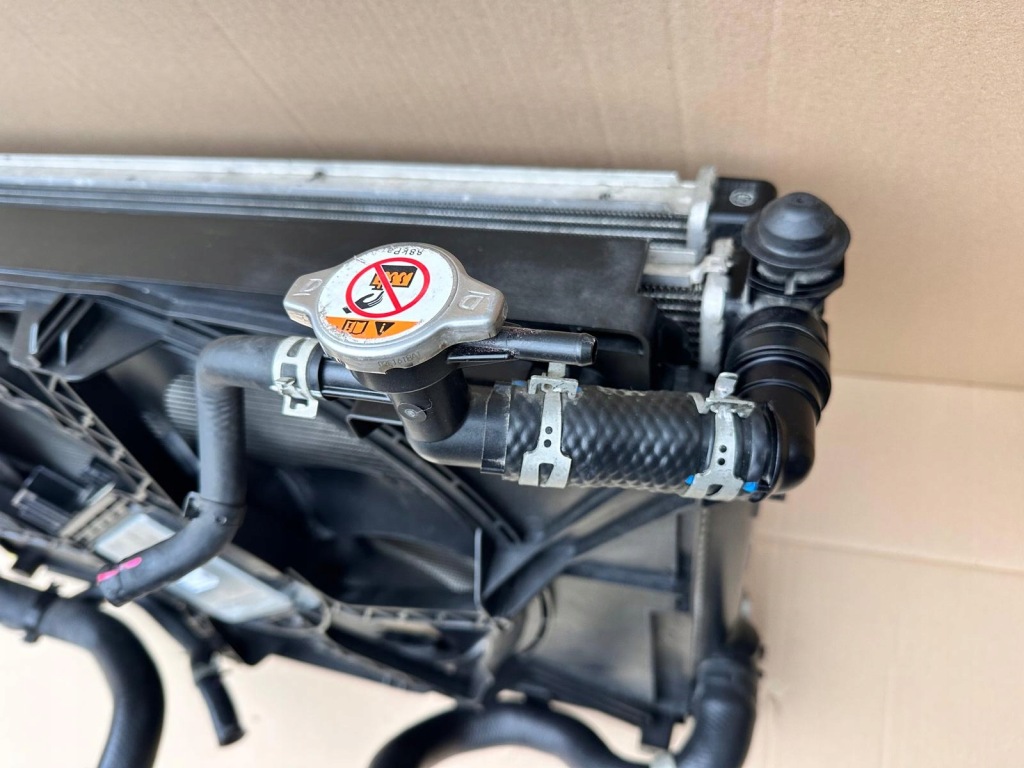 Toyota rav4 5 v lexus nx ii радиатор комплект 2.5 гибрид 16363-31510 с Разборки