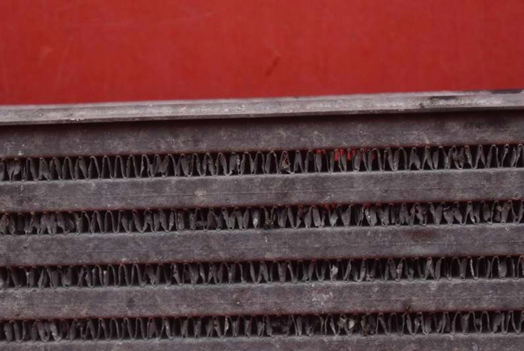 Радиатор интеркулер volvo v50 1.6 d 110 km 03-11 в Украине