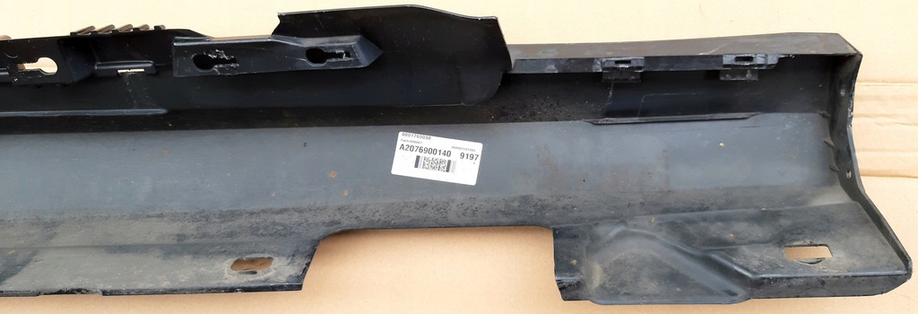 фото №10, E-klasa coupe w207 молдинг накладка порог 197