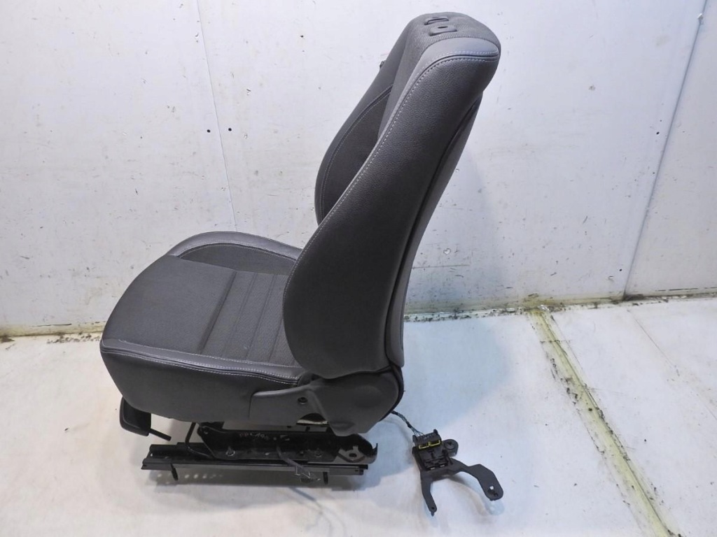 фото №3, Сиденье правый перед renault laguna iii