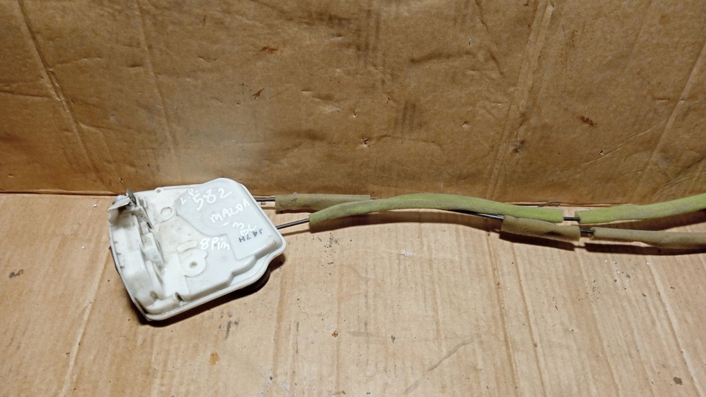 фото №1, Mazda 3 bl замок дверь перед левый 8 pin