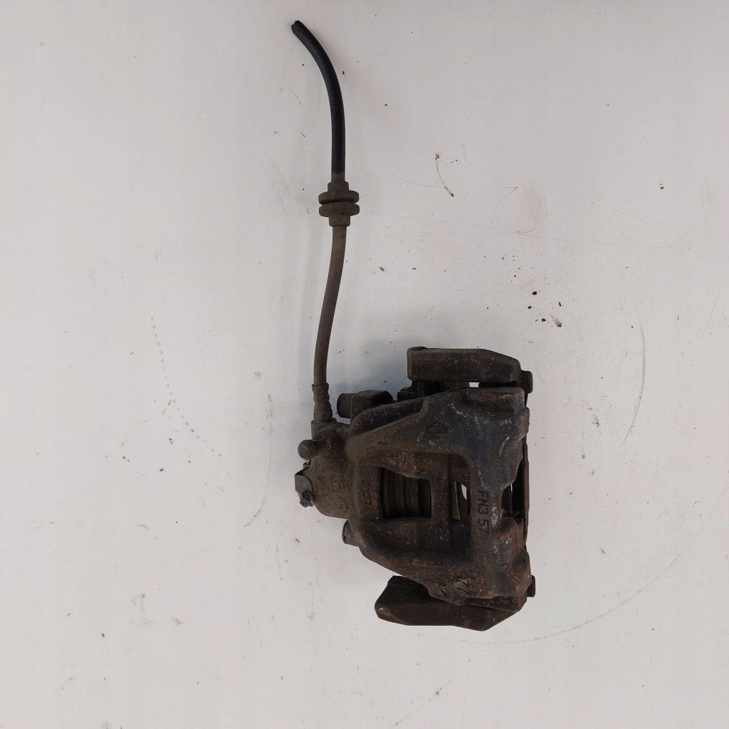 фото №1, 2015 fiat doblo супорт гальмівний передній