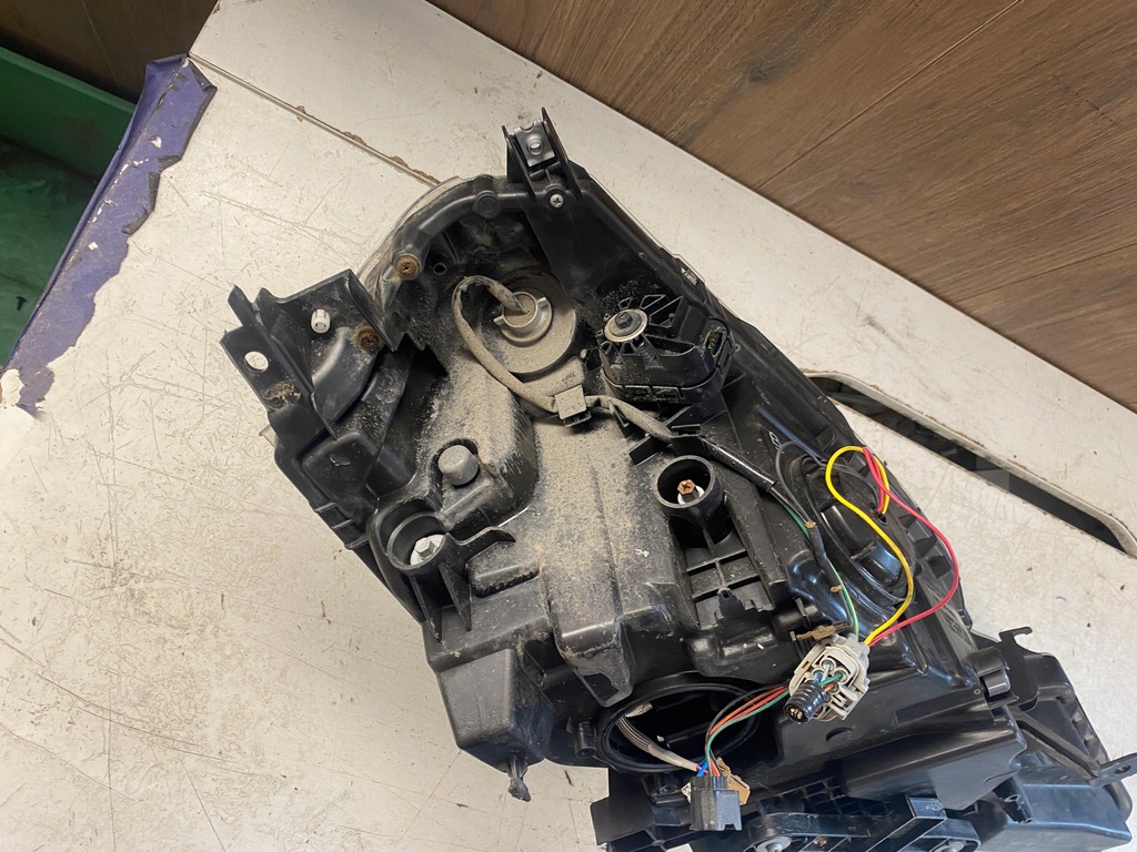 фото №15, Nissan leaf i лампа левый перед led eu