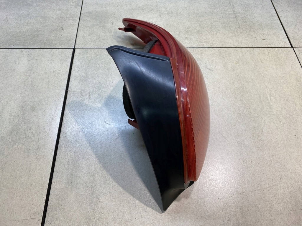 фото №6, Лампа правый задняя peugeot 206 fl hb