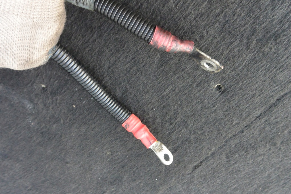 Шланг стартер генератора комплект  bmw x5 e70 e71 Недорого