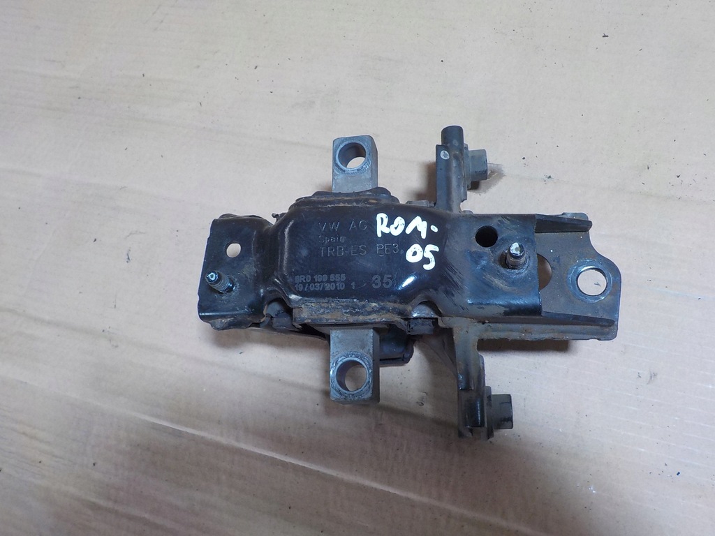 фото №1, Roomster кронштейн подушки безопасности коробки 6r0199555