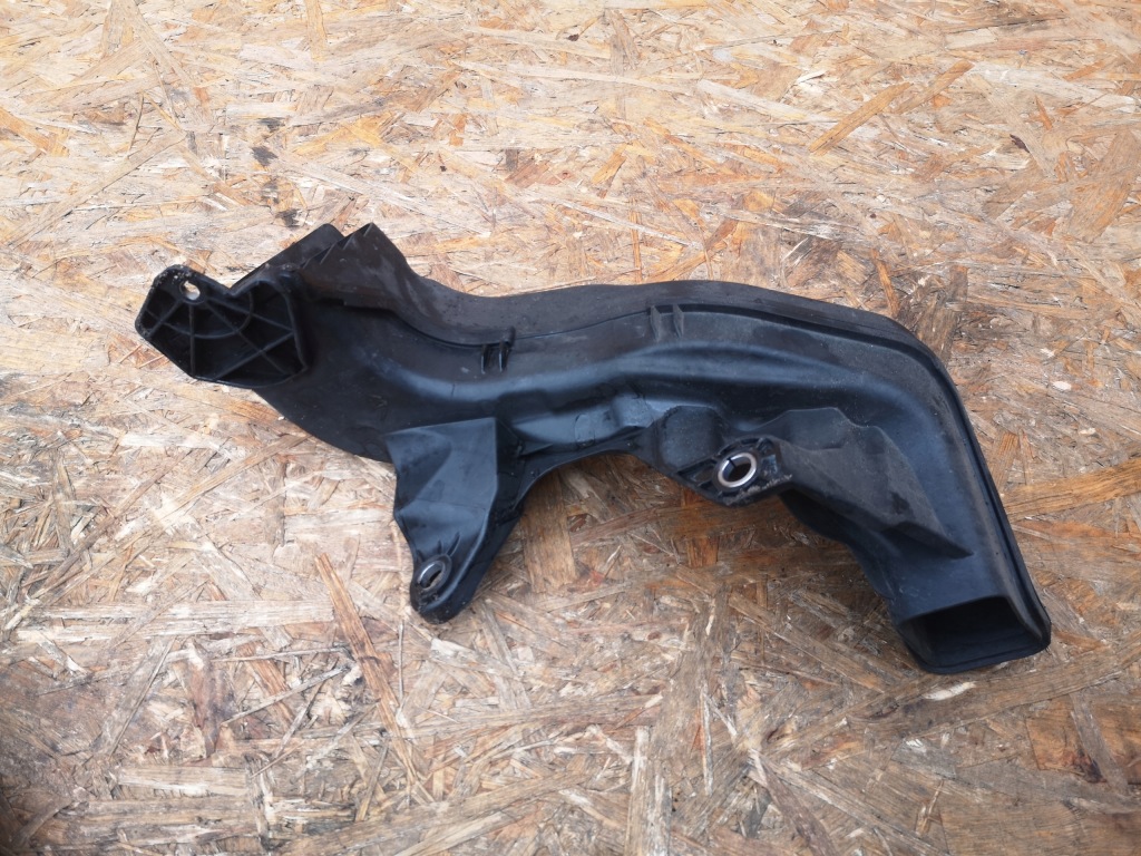 фото №1, Renault trafic iii труба воздуха 1.6 biturbo 214757782r