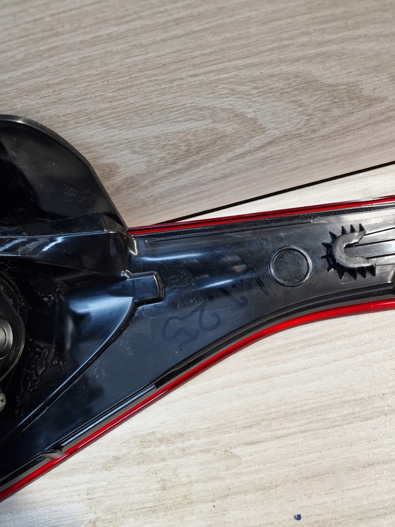 фото №10, Задняя лампа opel crossland x левая led 2016-