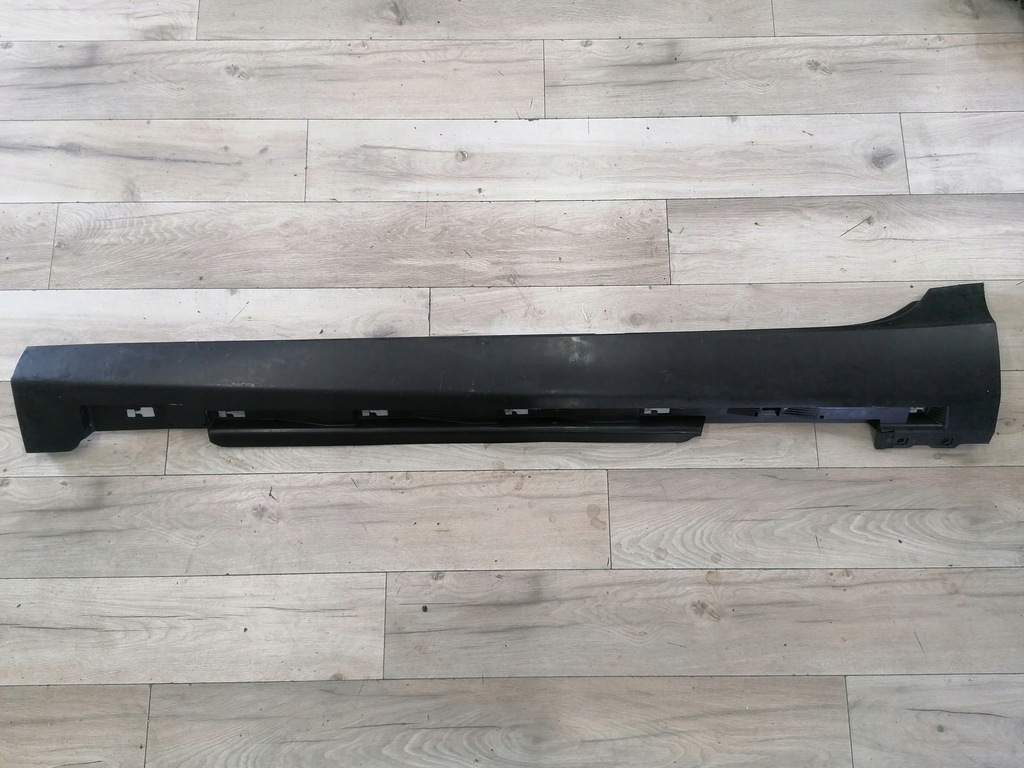 фото №1, Volvo v40 ii 313950042 порог молдинг порог левая nowa оригинал