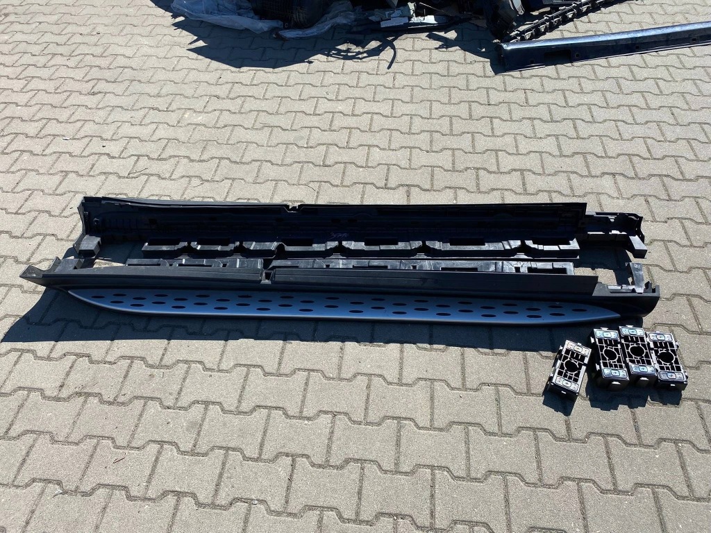 Купити Mercedes gl 166 amg led комплект молдинг поріг пороги amg 1666981925