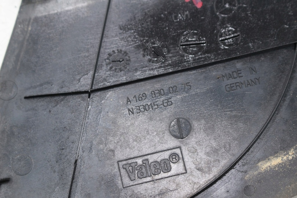 фото №7, Молдинг капот правая a1698300275 mercedes w245