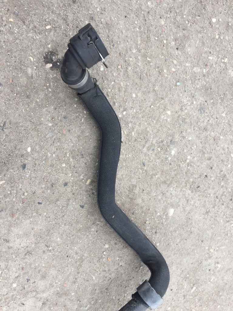 Audi a8 d4 3.0 tdi труба шланг воды 4h0121088ad с Разборки