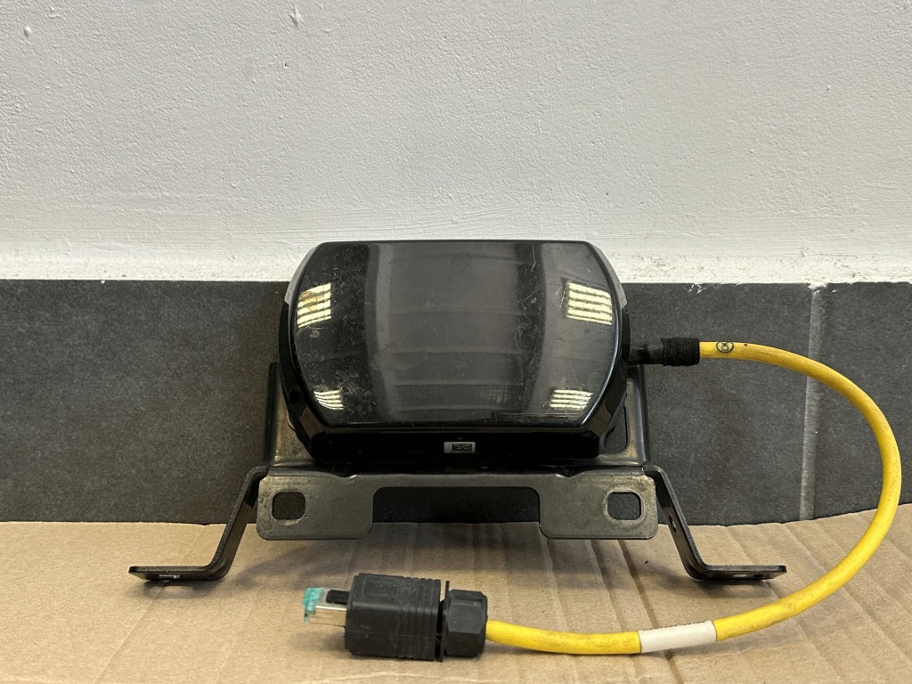 фото №1, Bmw g05 g14 g30 g11 g20 радар acc датчик модуль 6896006