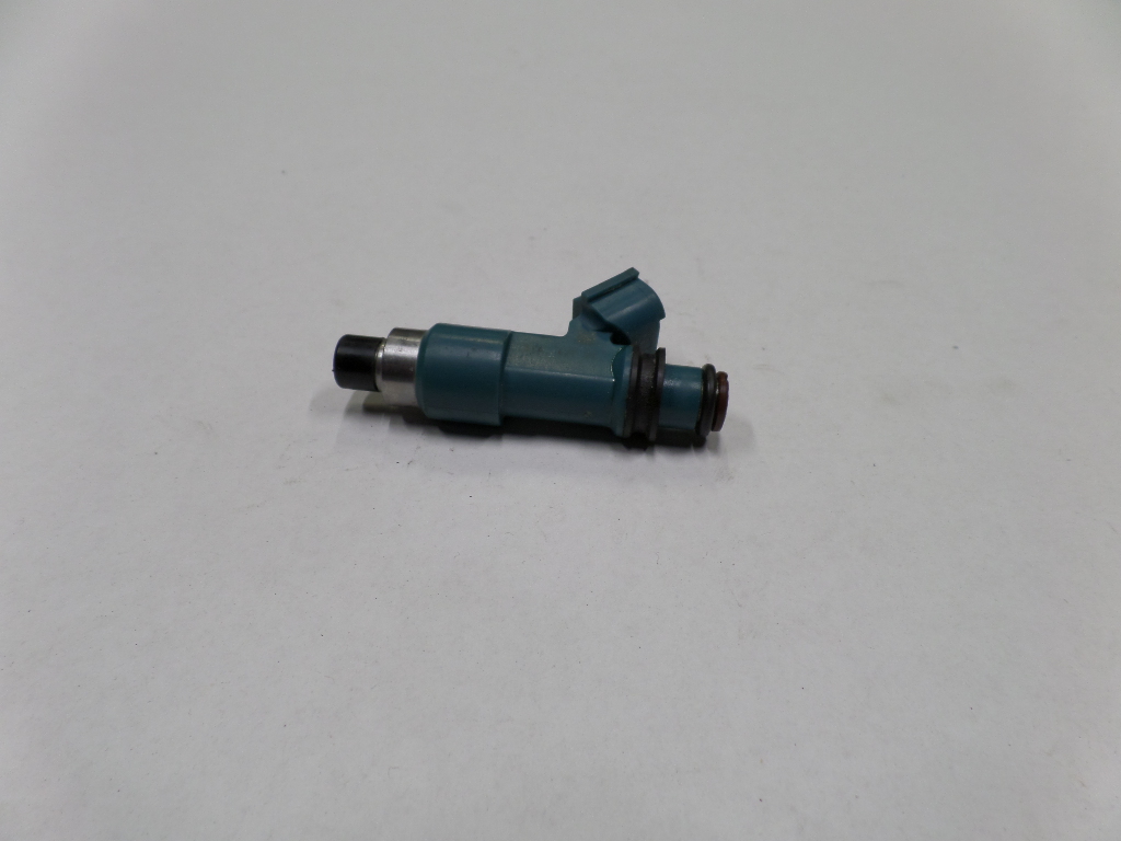 фото №1, Subaru forester iv 2.0b форсунка 181042731