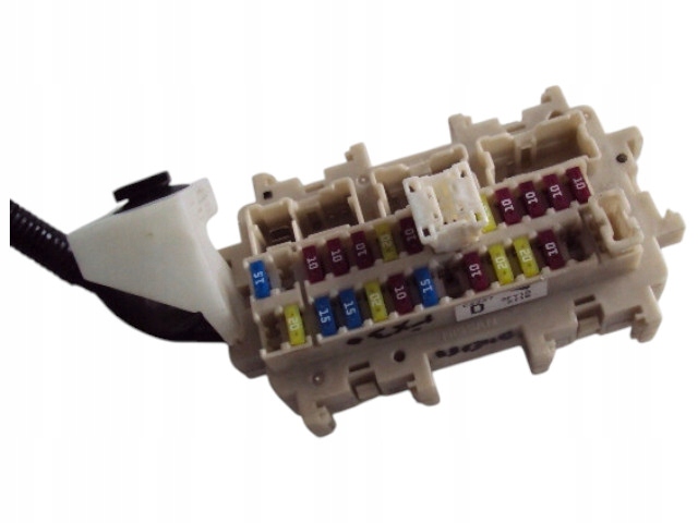 фото №1, Коробка предохранителей infiniti fx ii qx70 2011-