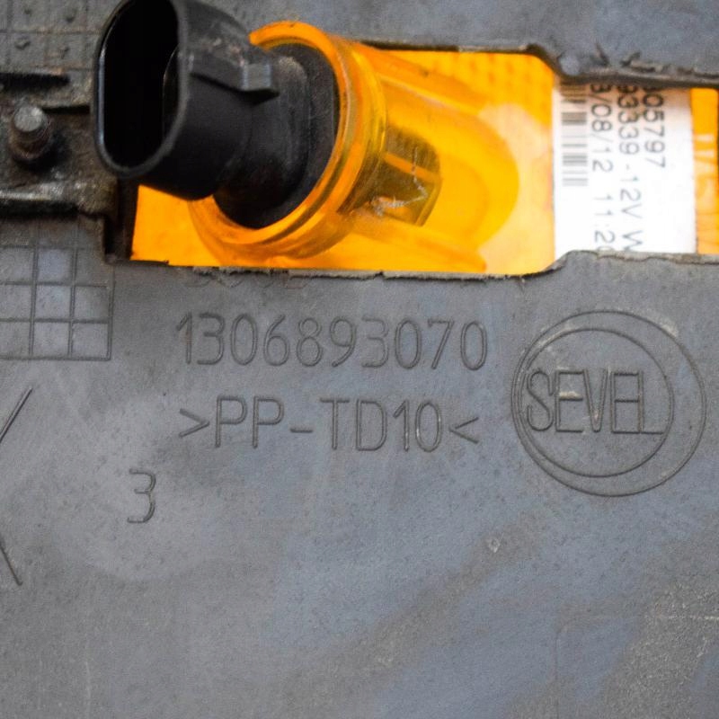 фото №6, Citroen jumper фургон mk2 передняя правая защита декоративная с отражатель 130689