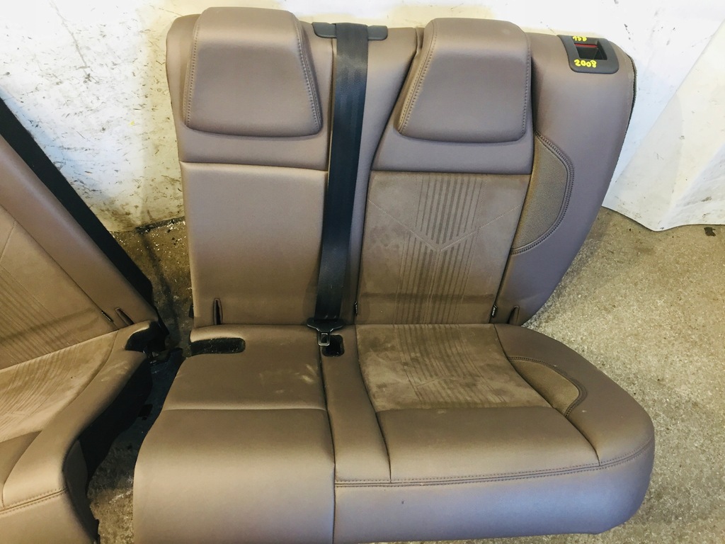 фото №10, Заднє сидіння ремені сидіння коричневий zamszyk peugeot 2008 напівшкіра