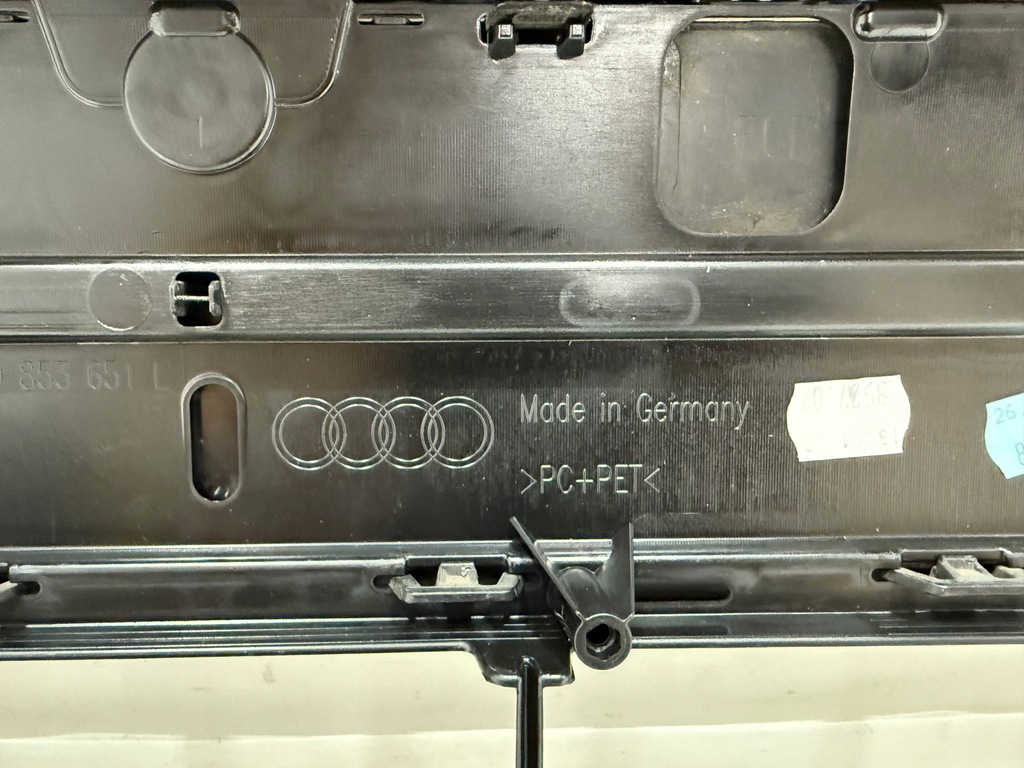 фото №10, Audi a8 d5 решётка радиатора решётка радиатора бампера перед идеальное состояние