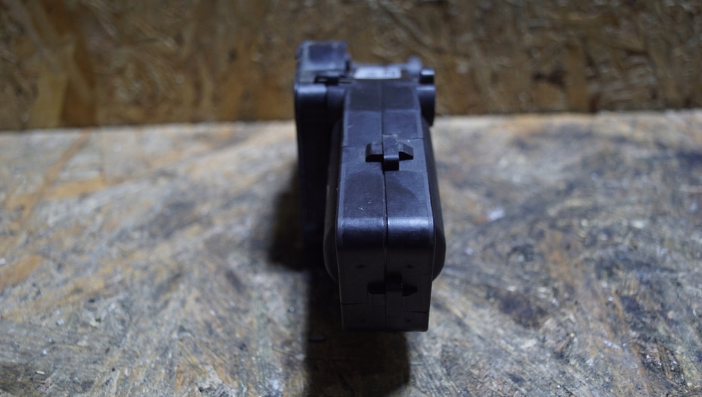 фото №6, Skoda superb ii замок крышки багажника 3t0827299c