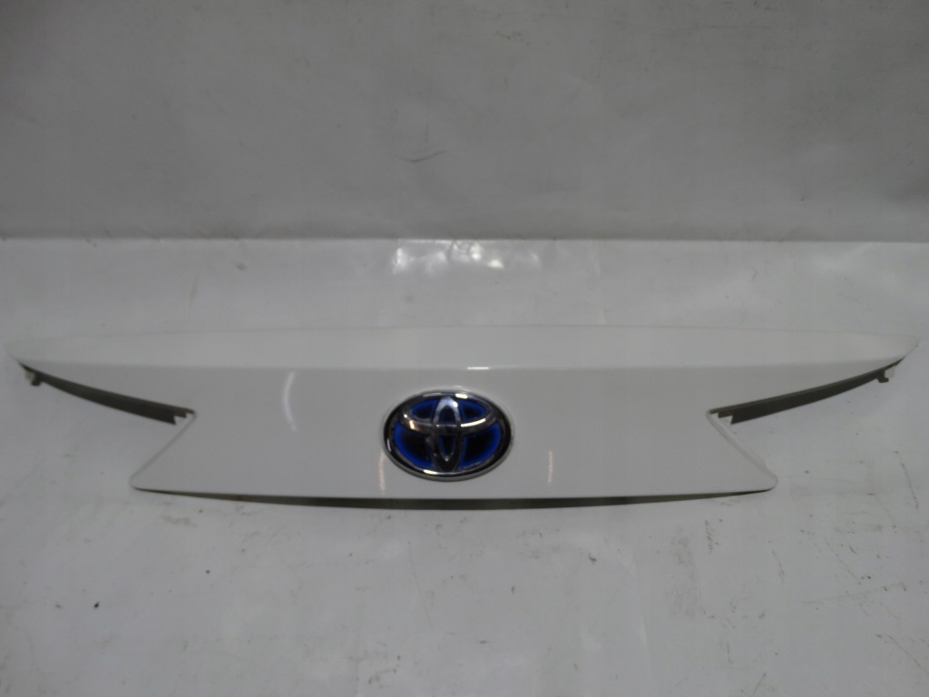 фото №1, Молдинг накладка защита крышки auris ii e18 kombi 040