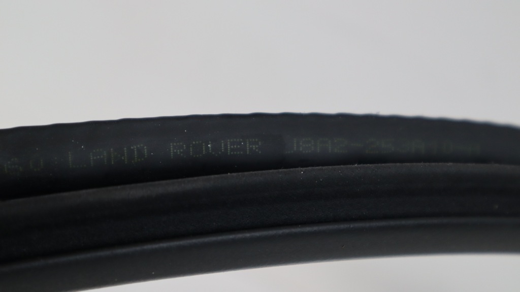 фото №8, Range rover velar l560 прокладка дверь задняя