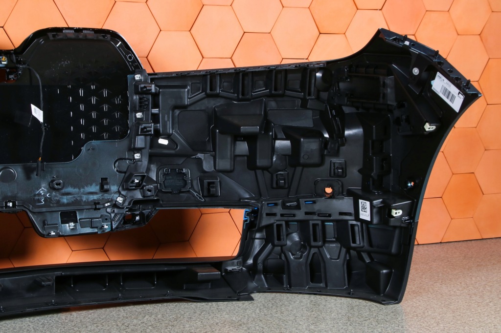 фото №10, Bmw ix i20 бампер перед передній колір c35