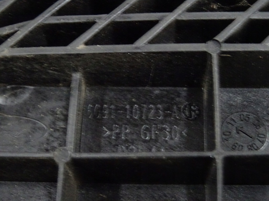 фото №4, Ford galaxy mk3 основание корпус аккумулятор