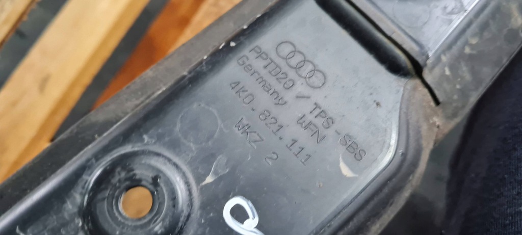 фото №11, A6 c8 4k шумоизоляция крыла левая левый перед 4k0821111