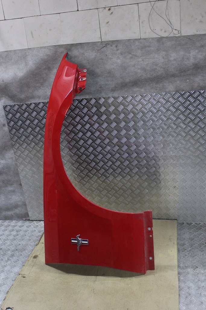 фото №1, Ford mustang 2014 крыло правый красный