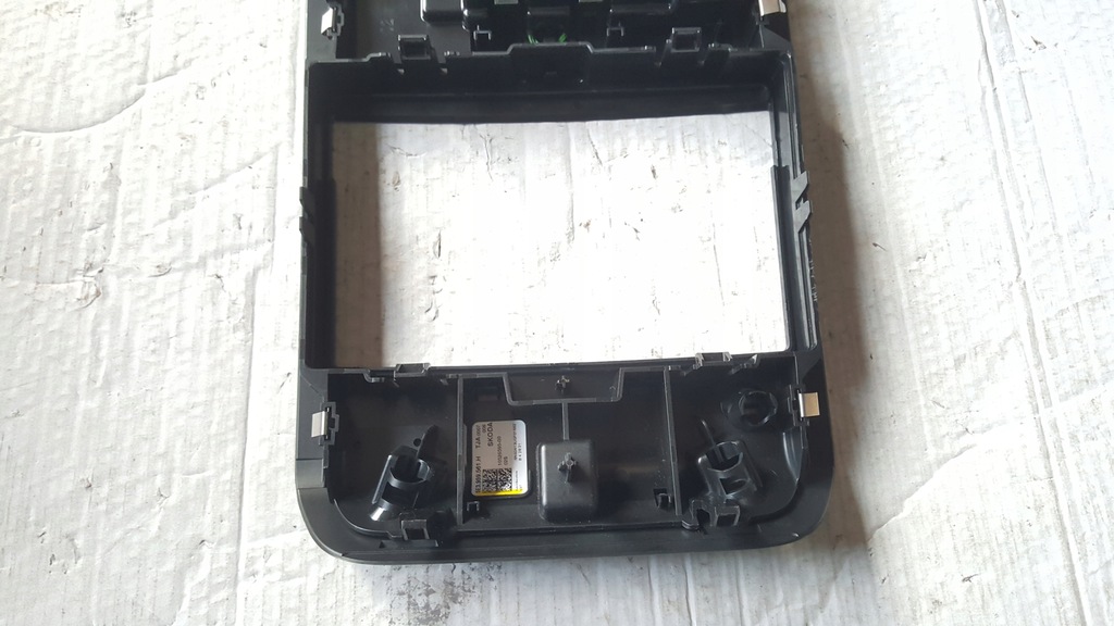 фото №11, Лампа стельовий салонна skoda octavia iv 5e3959561h демонтаж