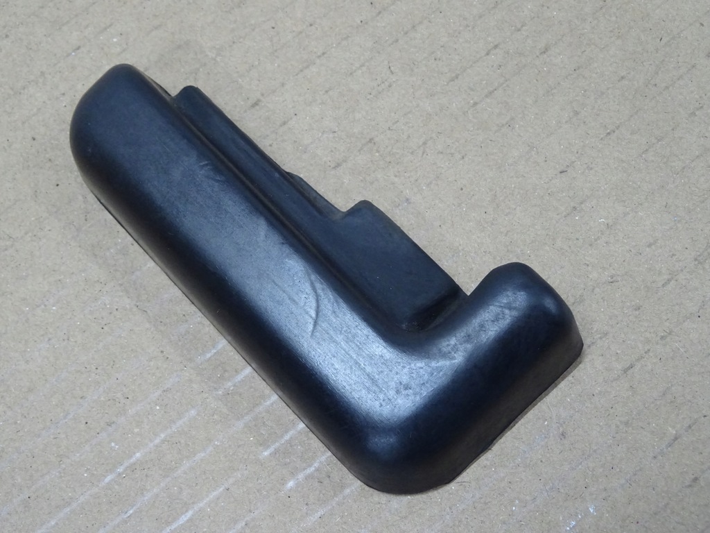 фото №10, Patrol заглушка гумовий елемент захист шарнір кришки gr y60