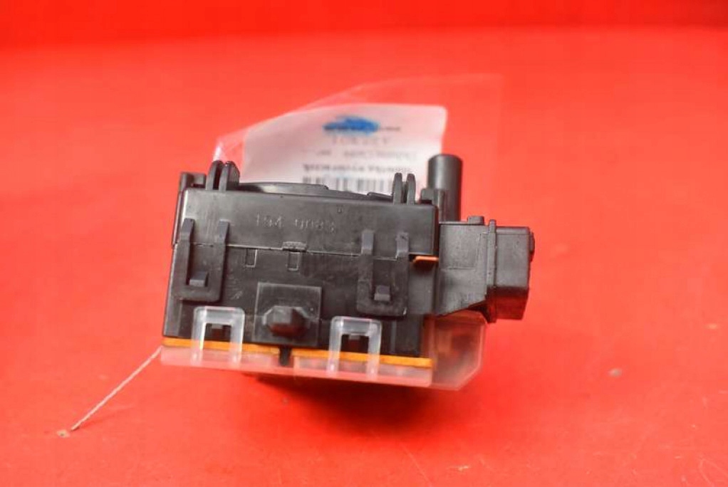 фото №6, Рычаг переключатель дворник 173647 daihatsu cuore 7 vii 5d hb 07-