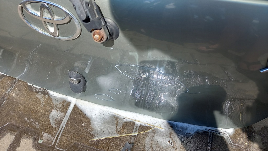 фото №4, Задняя крышка багажника toyota yaris i 03r