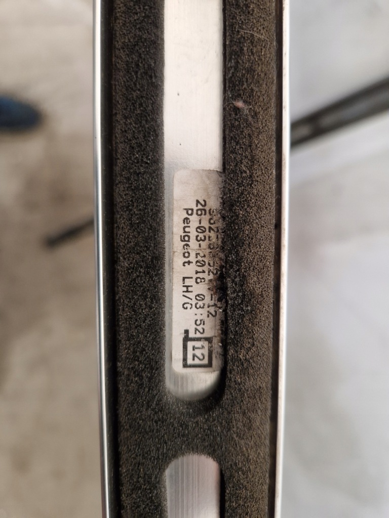 фото №8, Рейлінги дахові peugeot 5008 ii 98263651 98263652