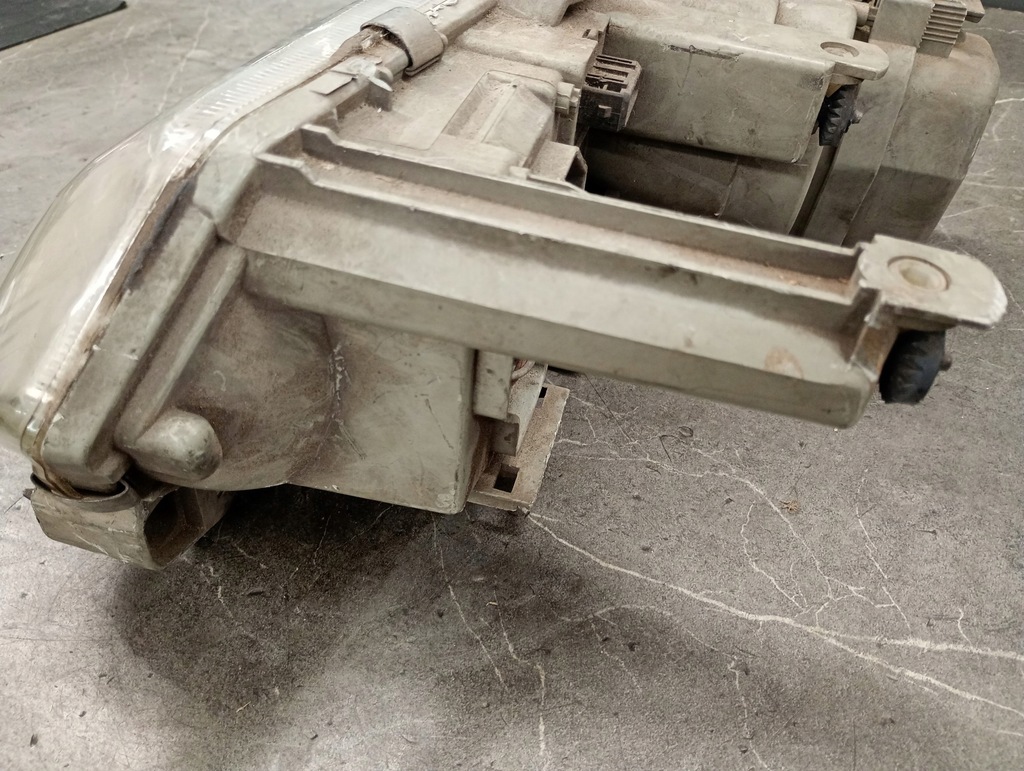 фото №9, 143116-00re фара правий alfa romeo 145 hella