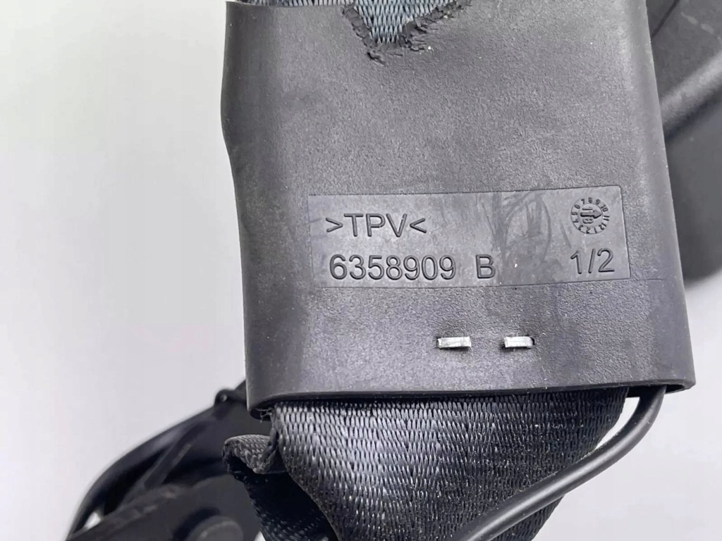 Замок поперечина середнього citroen ds7 crossback 6358909b Доставка