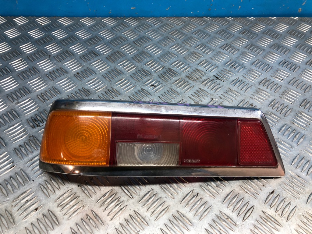 Купити Mercedes w110 лампа лівий задній ліва задня хром 1108201166