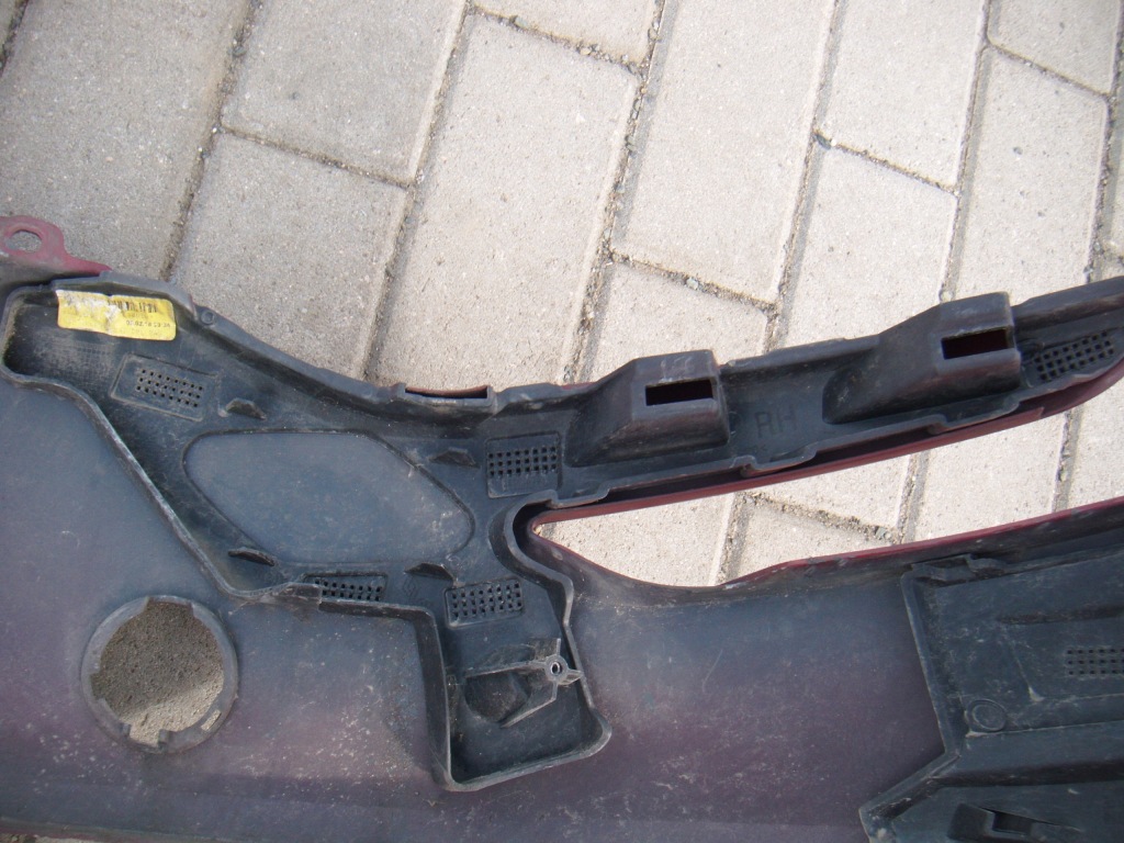 Renault megane 4 iv 2016-2020 бампер перед передній 620223357r Ціна