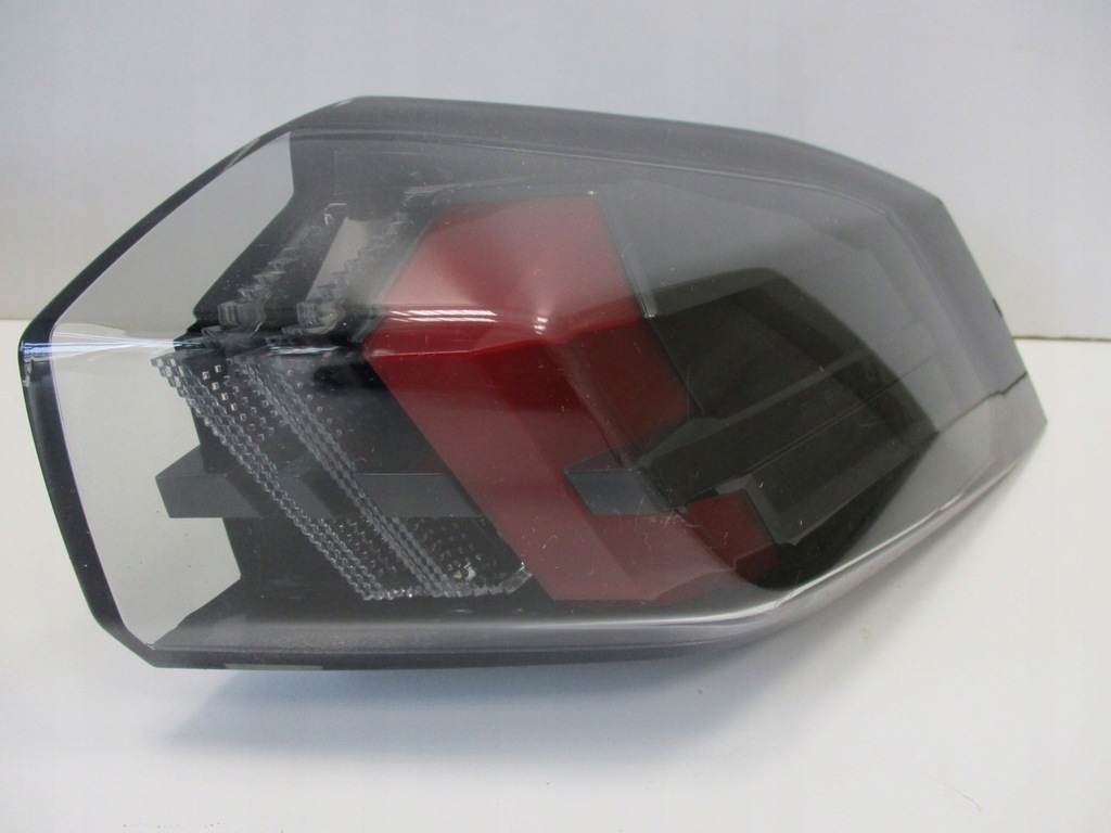 фото №6, Лампа лампы peugeot 2008 ii задняя