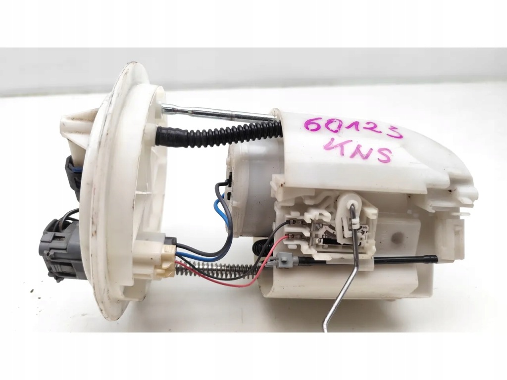 Jeep compass насос пального w бак 2.0 бензин 115kw 156 hp 05147015aa в Україні