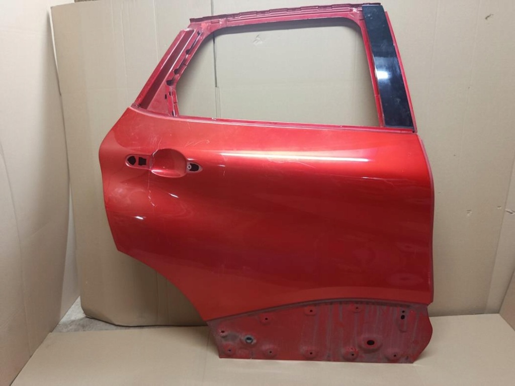 Купити Двері праве задні правий задній renault captur 2013- лак заводський в гарному стані