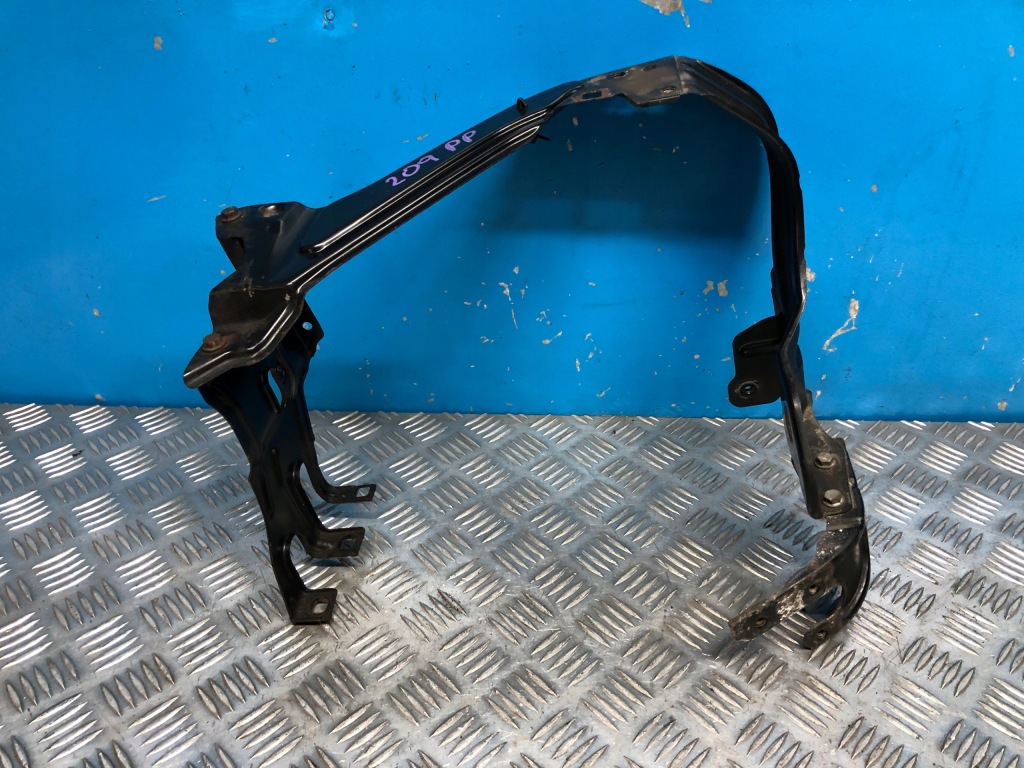 фото №1, Mercedes clk w209 pas передний панель фары левый усилитель